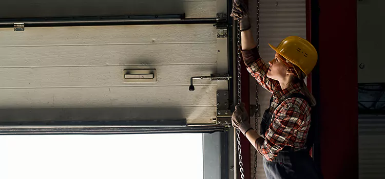 Addressing Common Garage Door Stoppage Issues in West Sacramento, CA